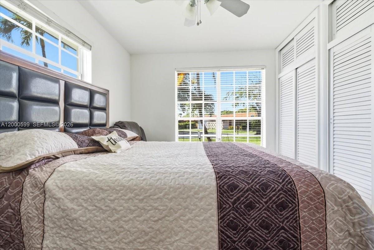 PALM SPRINGS LAKES 2ND AD - Residential