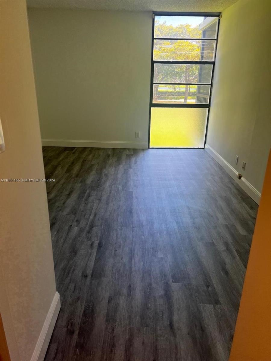 ENSENADA CONDO BLDG E-I - Residential