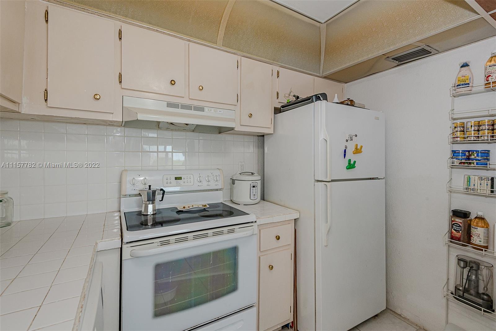 CYPRESS CLUB OF KENDALE C - Residential