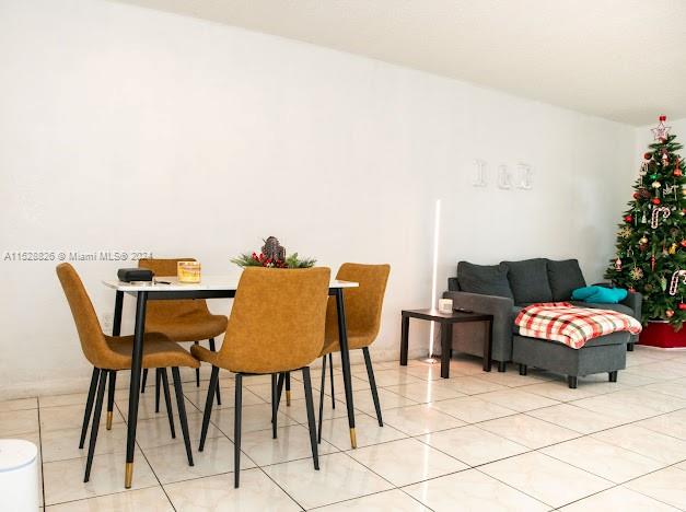 NEW WORLD CONDO APTS II - Residential