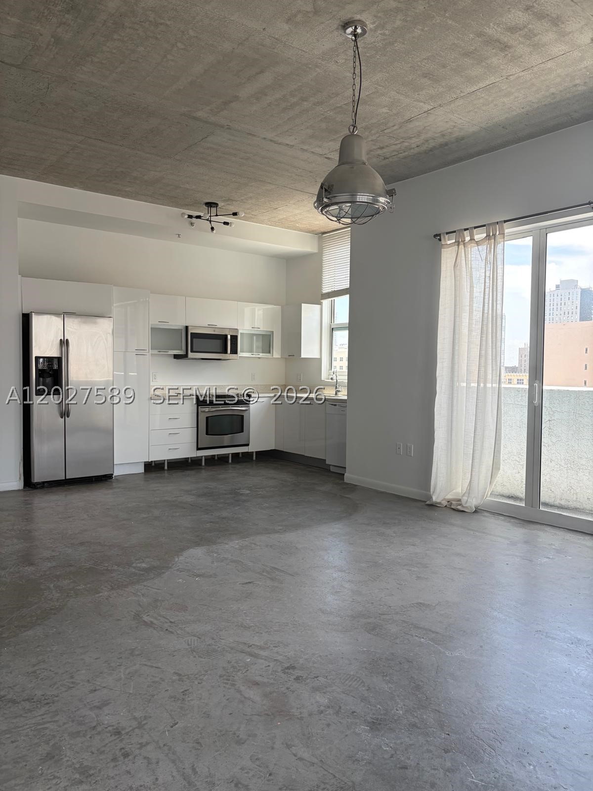 THE LOFT DOWNTOWN II COND - Residential