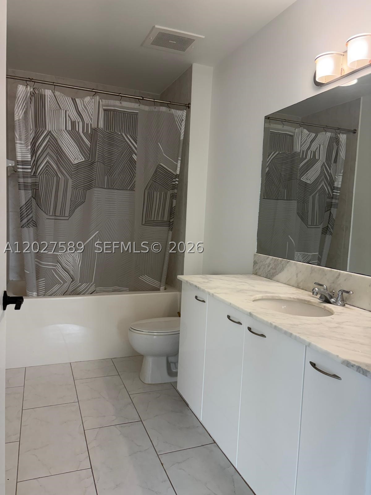 THE LOFT DOWNTOWN II COND - Residential