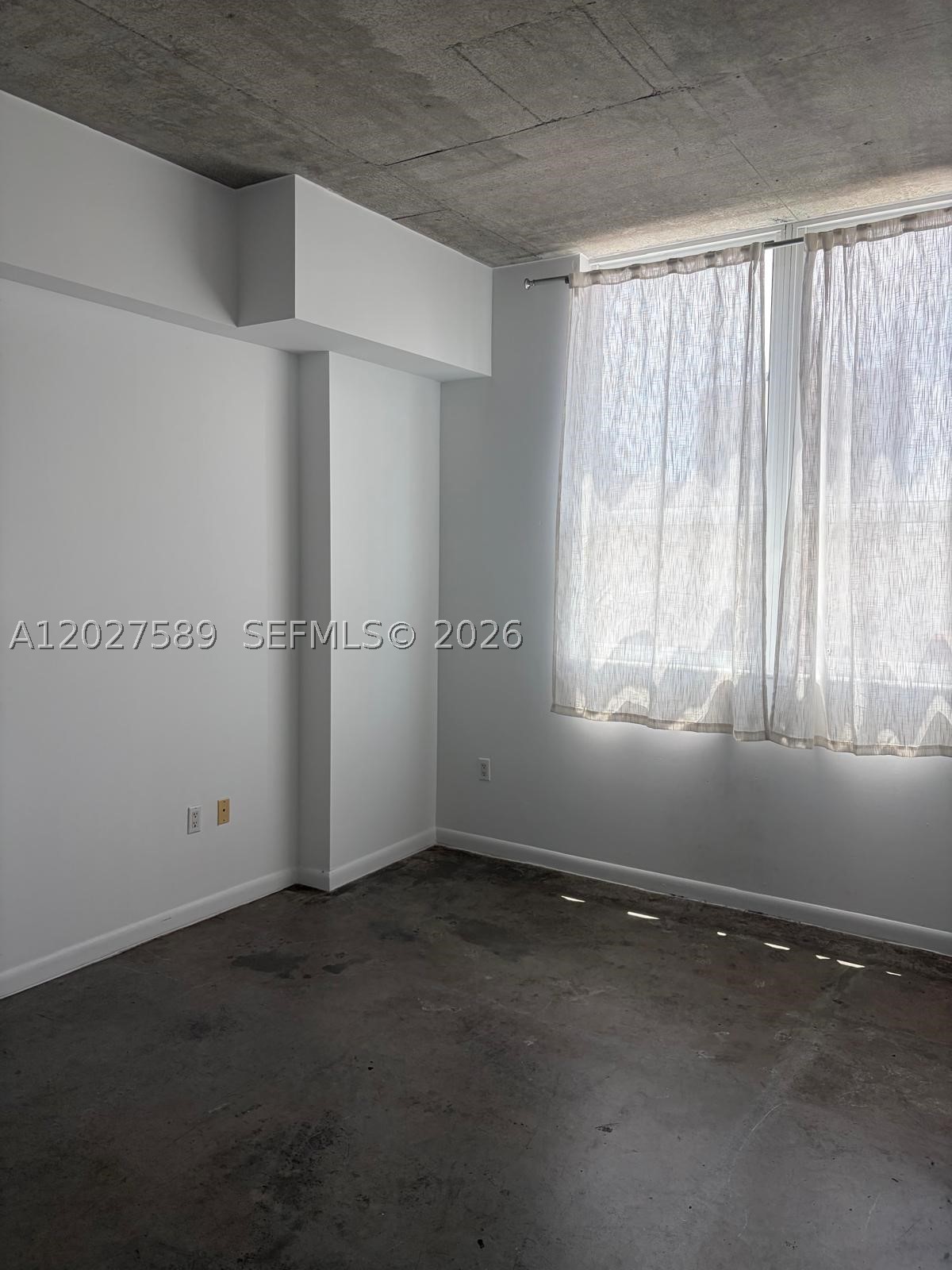 THE LOFT DOWNTOWN II COND - Residential