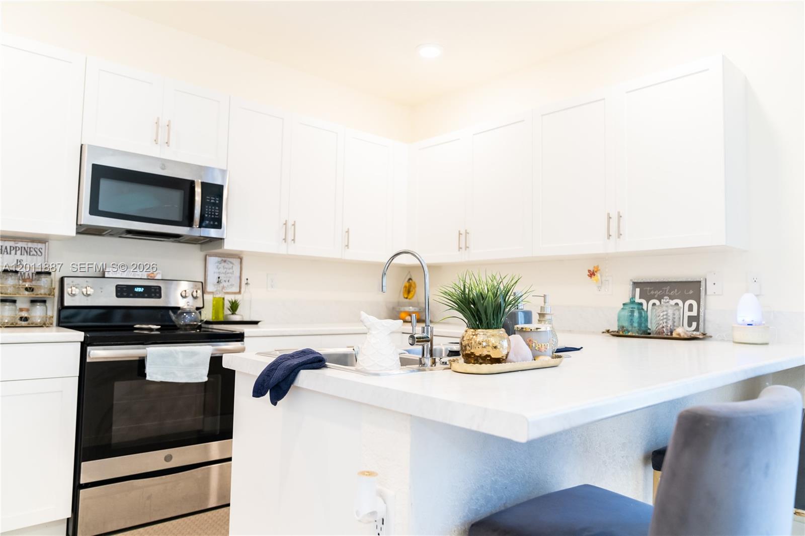 AQUABELLA SECTION TWO - Residential