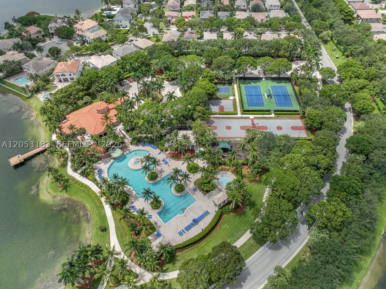RIVIERA ISLES III - Residential