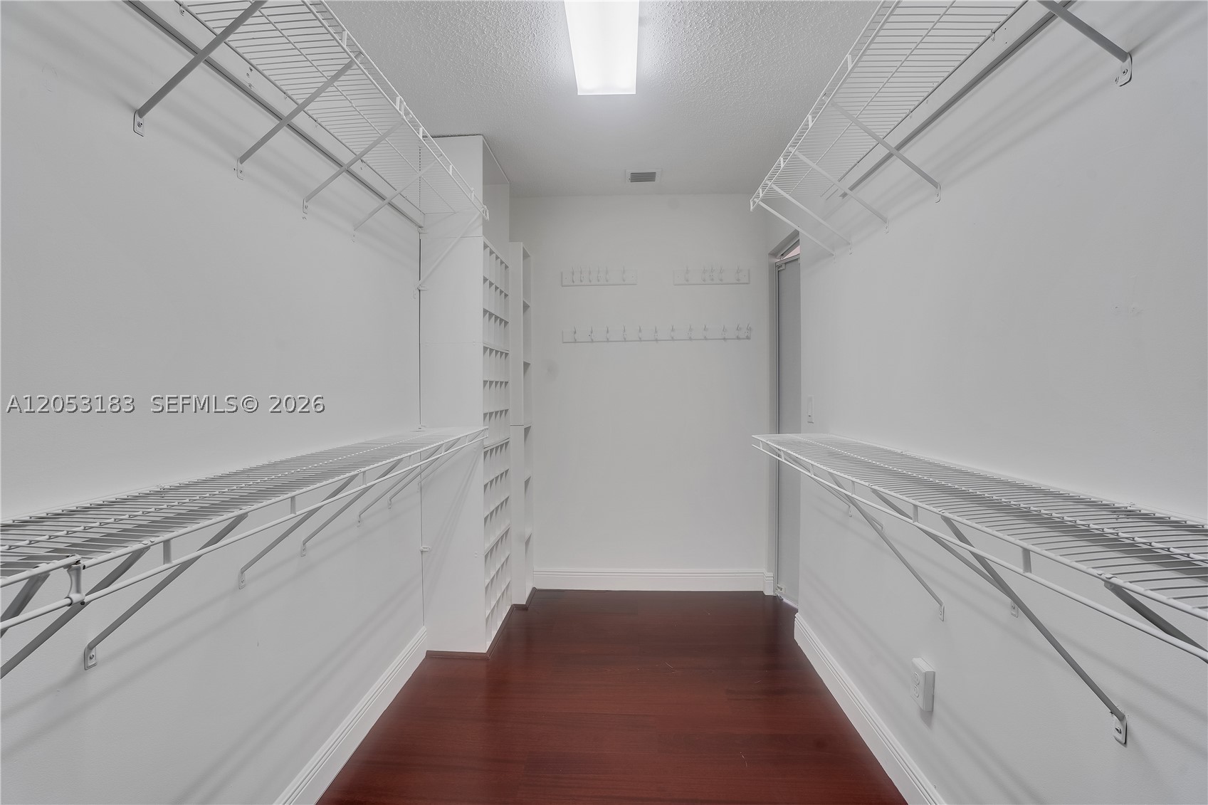 RIVIERA ISLES III - Residential