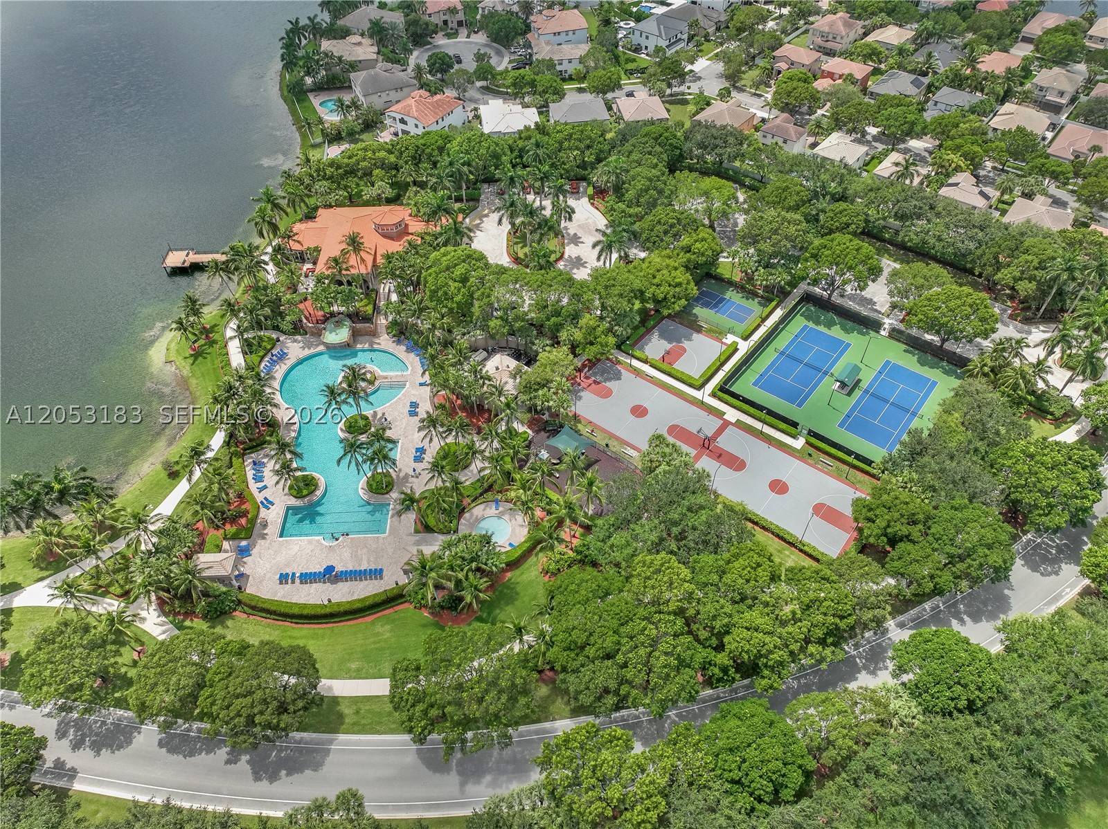 RIVIERA ISLES III - Residential