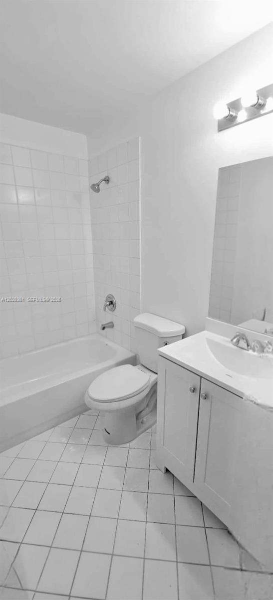 BONITA VILLAS CONDO - Residential Lease