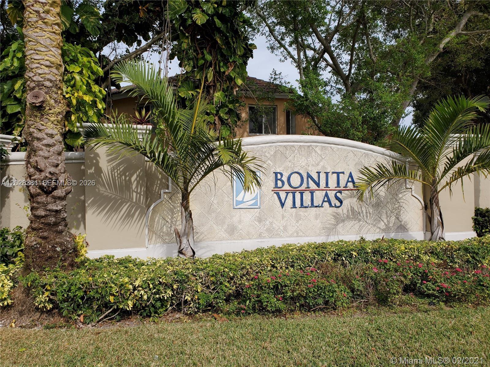 Bright and beautiful2 story townhouse in gated community with lake view. Very good condition, fully tiled downstairs with laminate flooring upstairs. Features open kitchen ,3 bedrooms and 2.5 bath, master bedroom with walking closet, washer and dryer inside unit, with large, fenced patio, 1 assigned parking space with 1 guess parking. Gated community, amenities include pool, and 24 hours security. Close to Turnpike, shopping, restaurants, very good schools and hospitals Very well maintained Community.