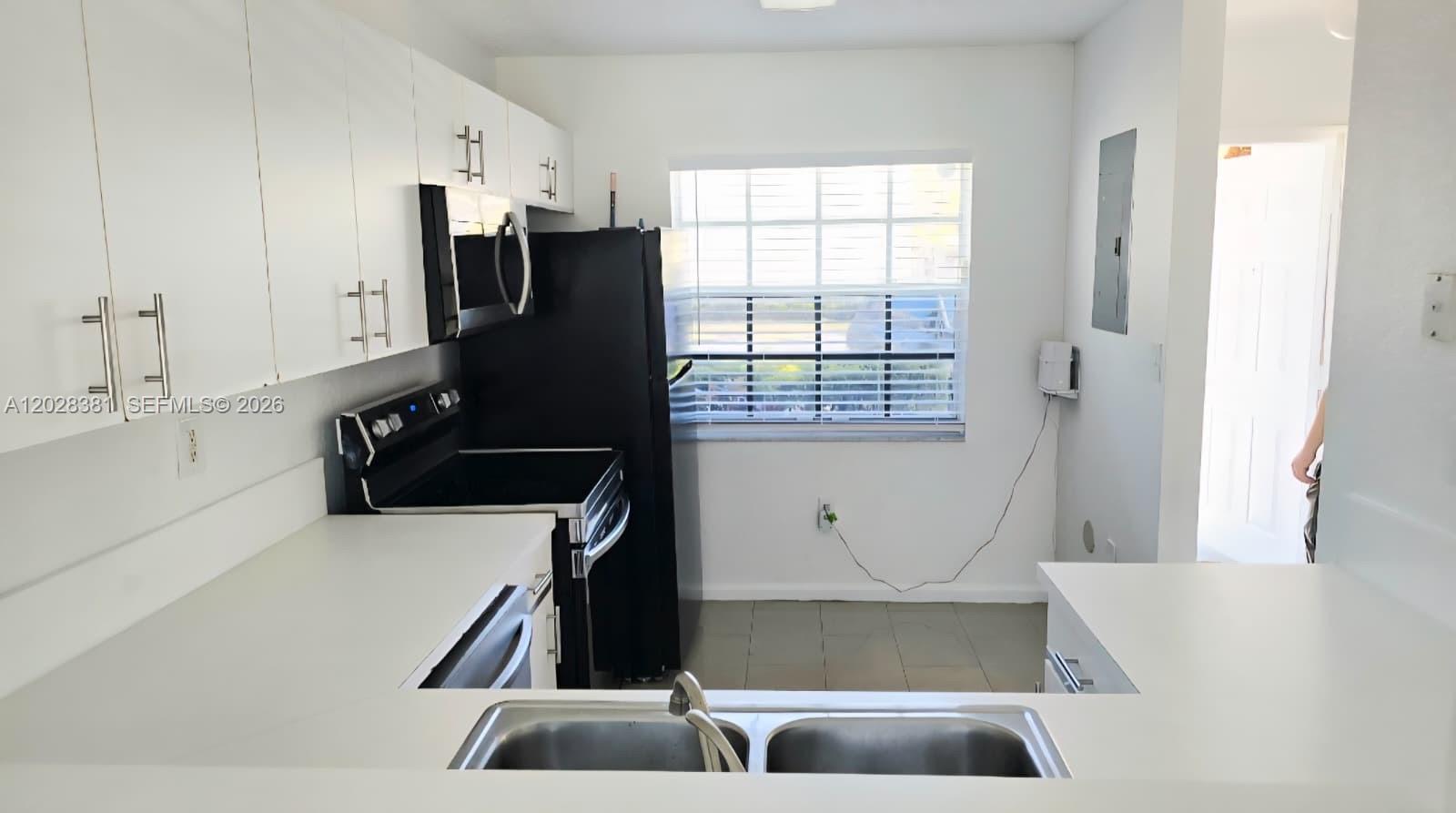 BONITA VILLAS CONDO - Residential Lease