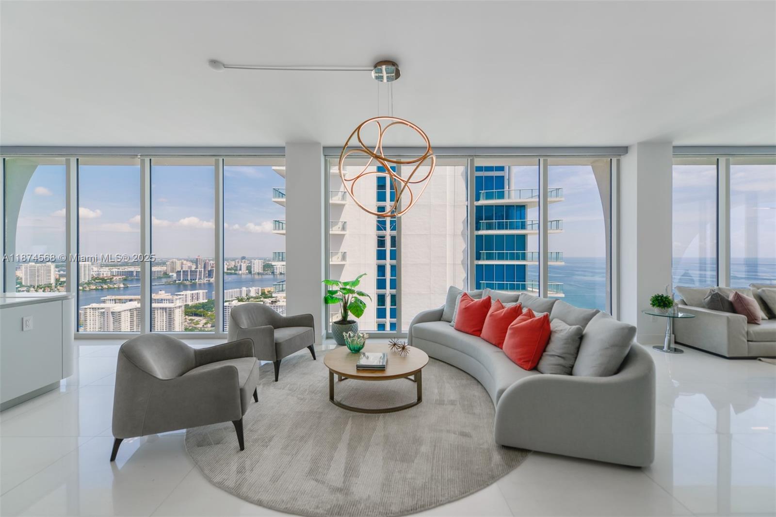 JADE SIGNATURE CONDO - Residential