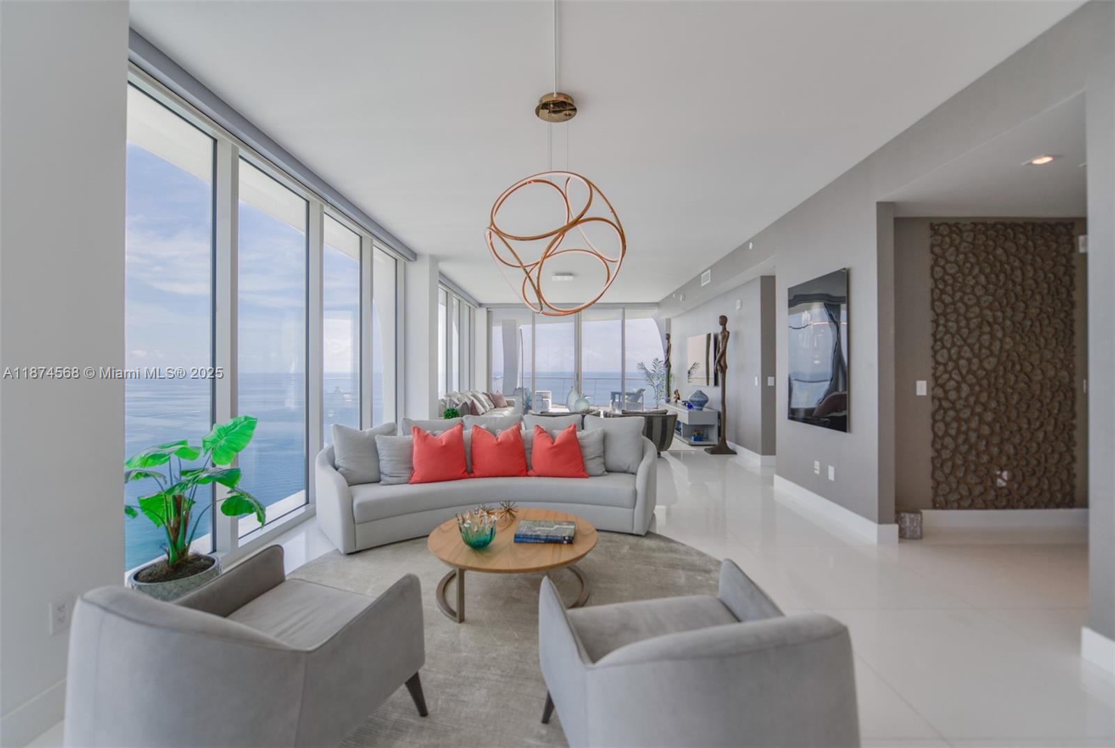 JADE SIGNATURE CONDO - Residential