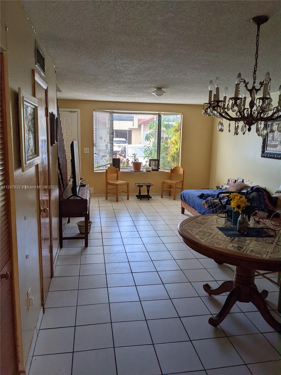 DADELAND COVE SEC 1 - Residential