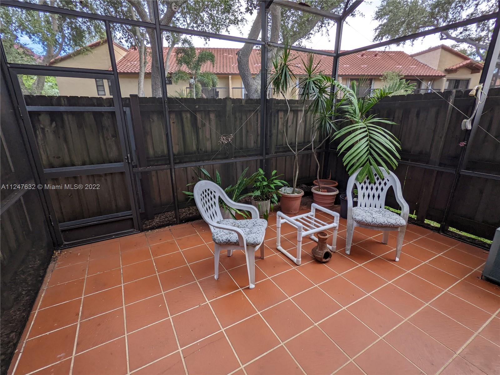 DADELAND COVE SEC 1 - Residential