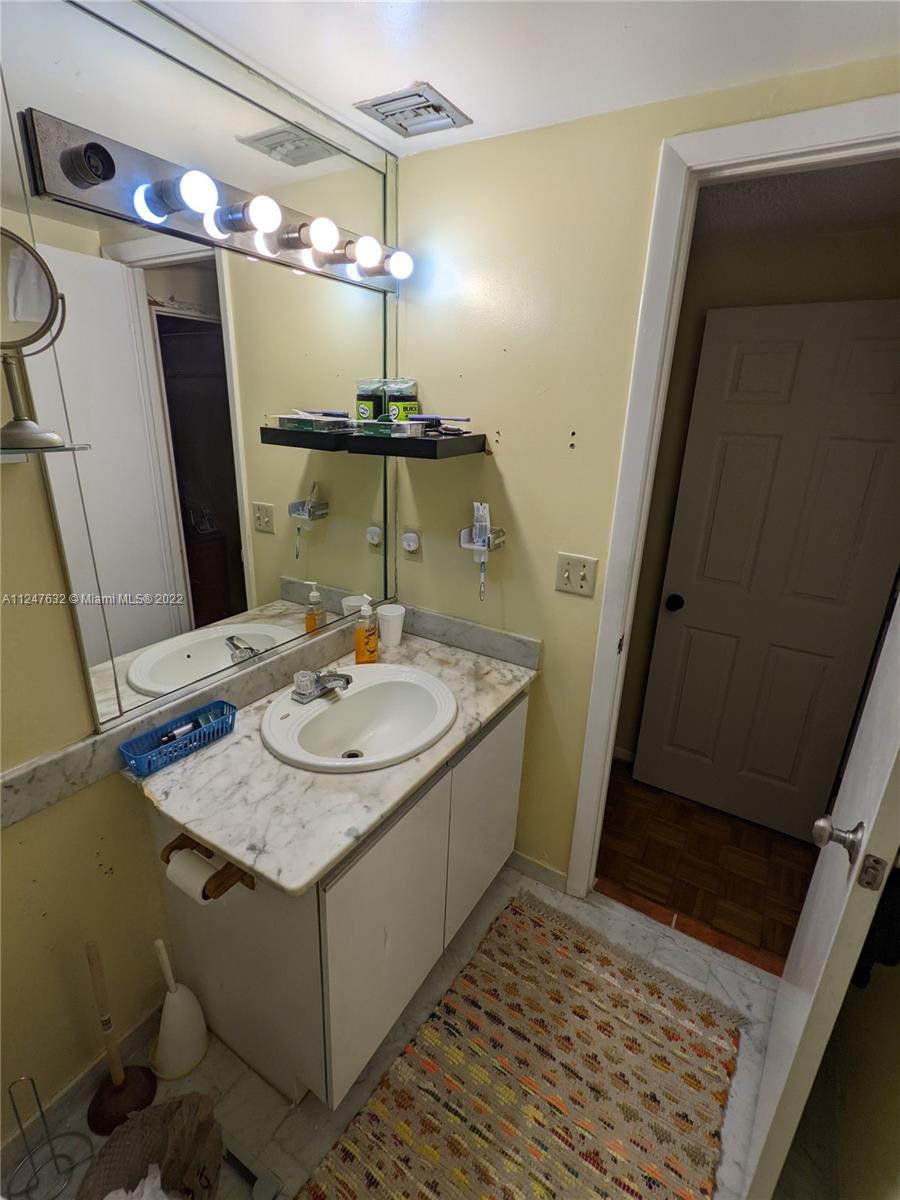 DADELAND COVE SEC 1 - Residential