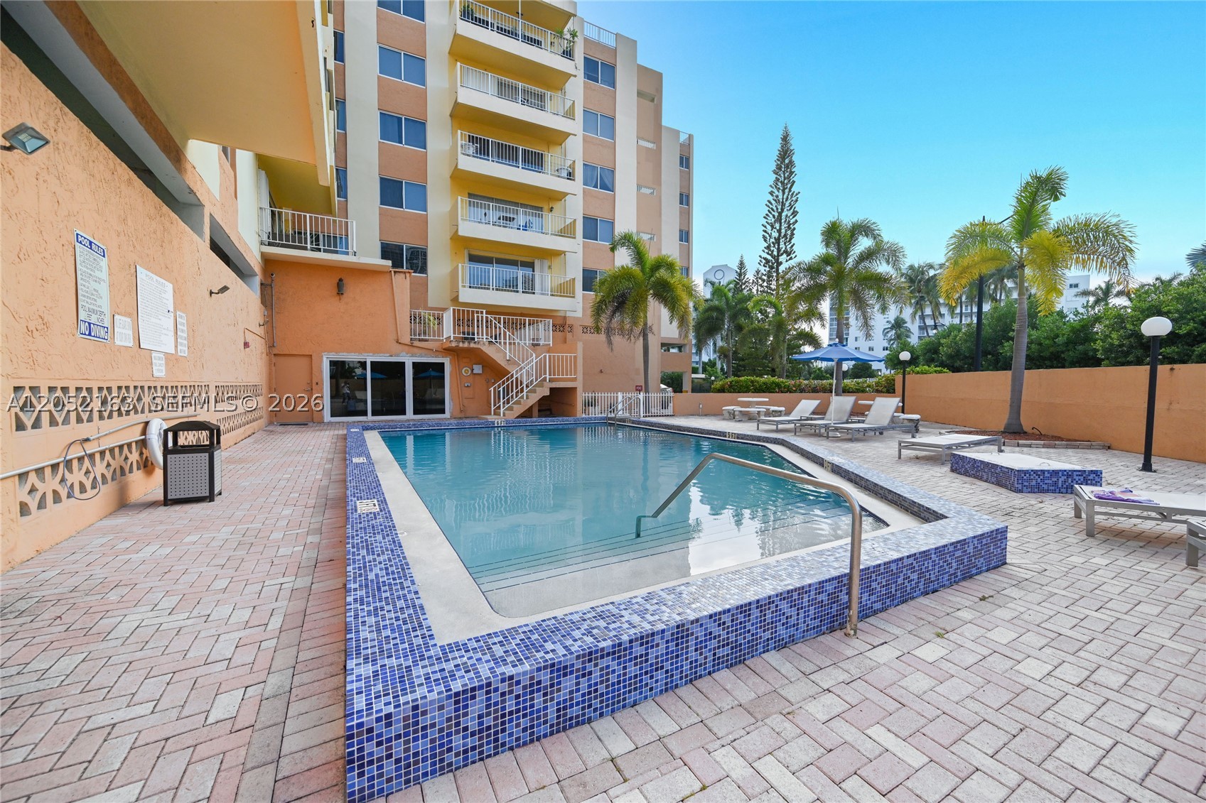 MARBELLA TOWER CONDO - Residential