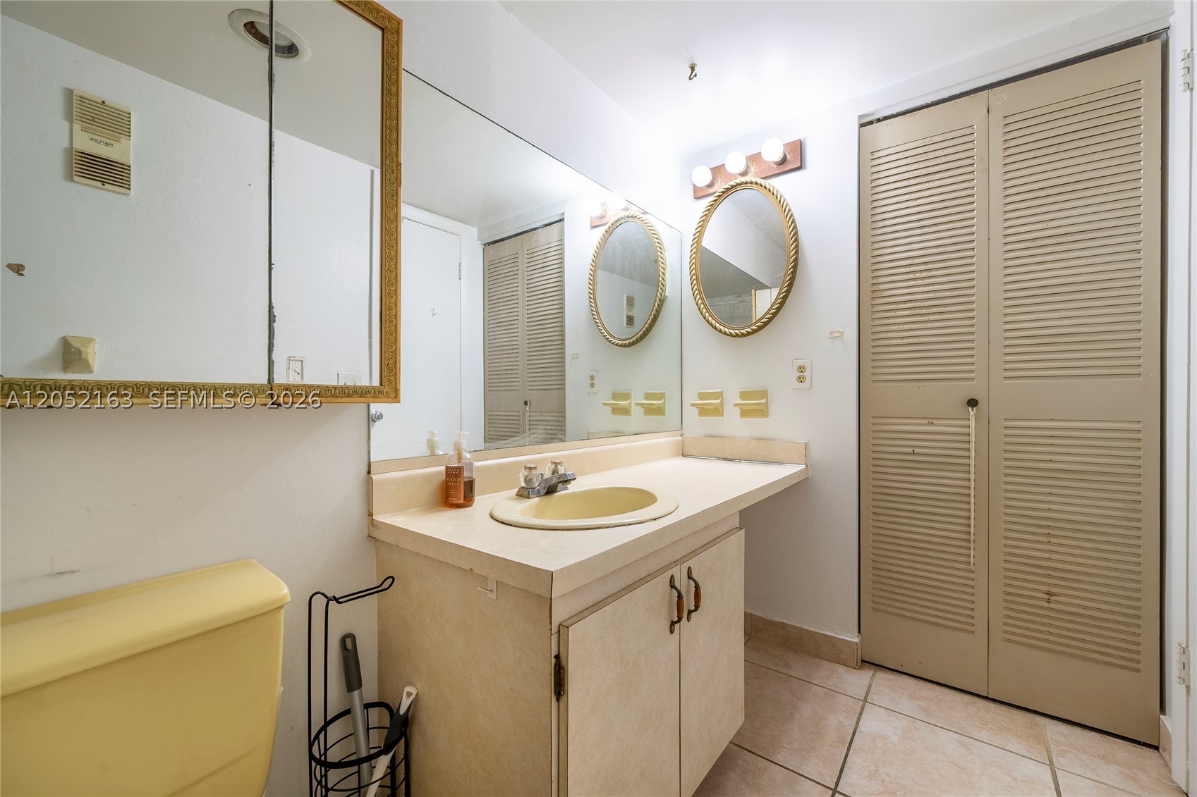 MARBELLA TOWER CONDO - Residential