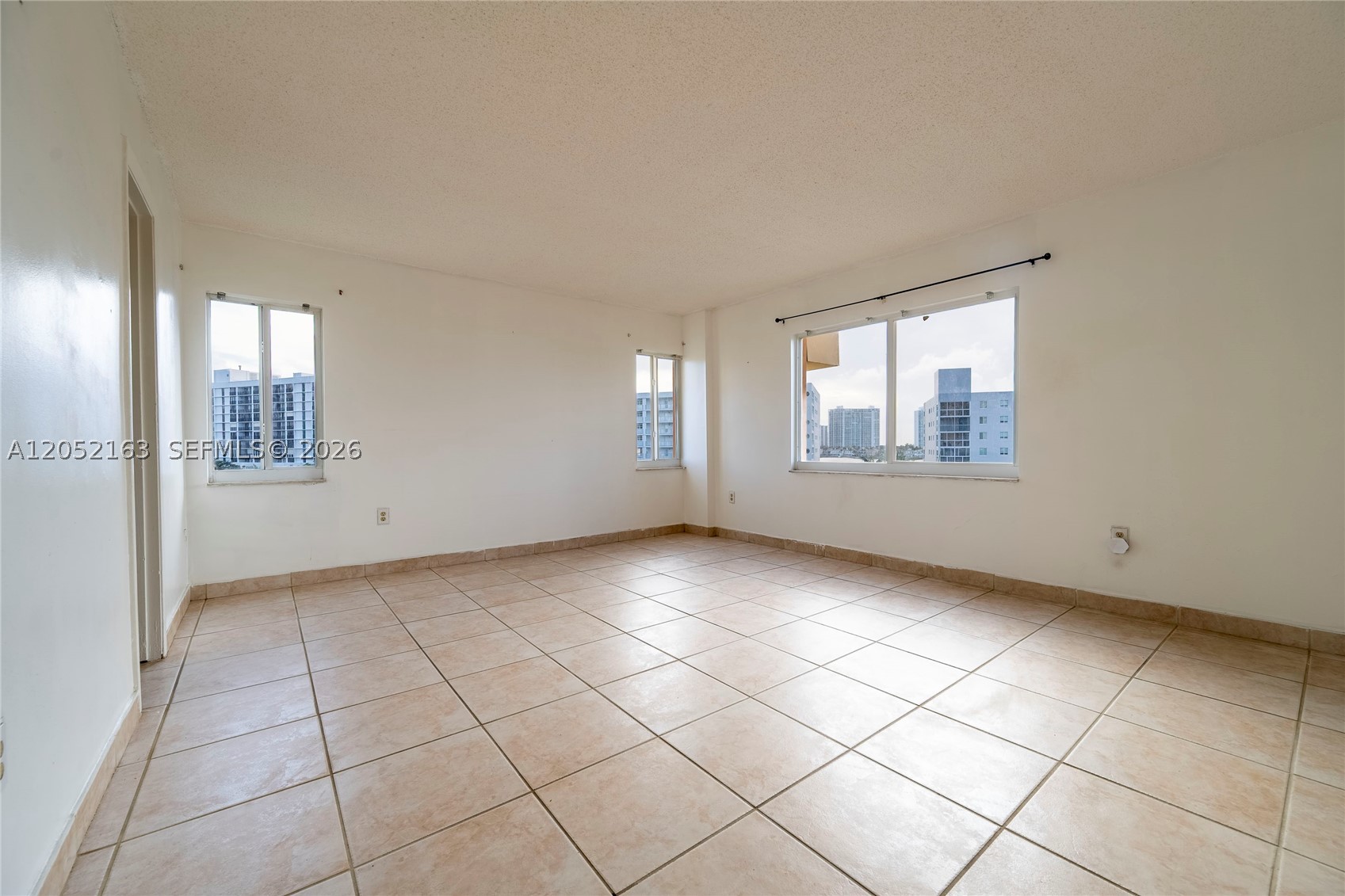 MARBELLA TOWER CONDO - Residential