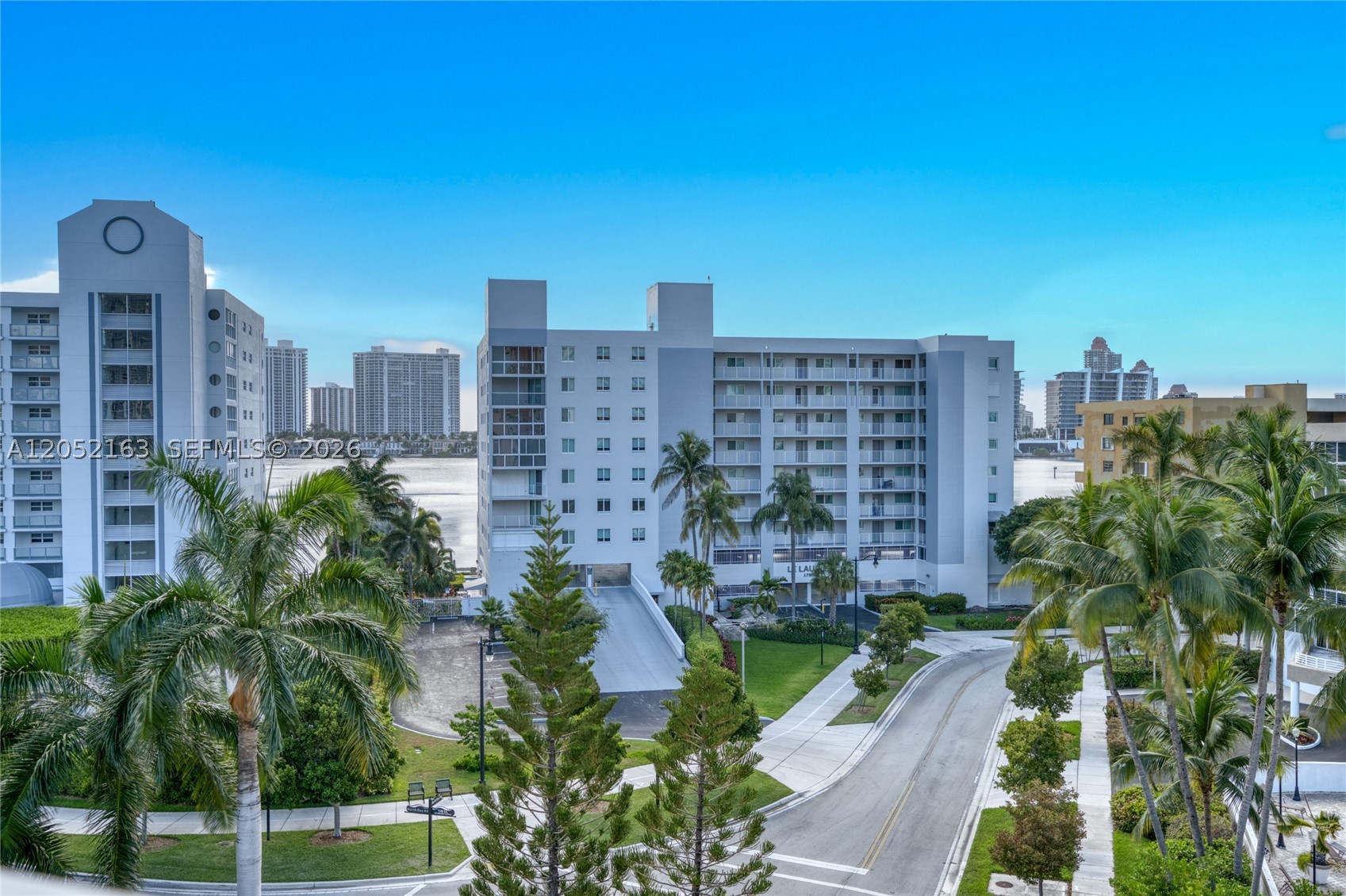 MARBELLA TOWER CONDO - Residential