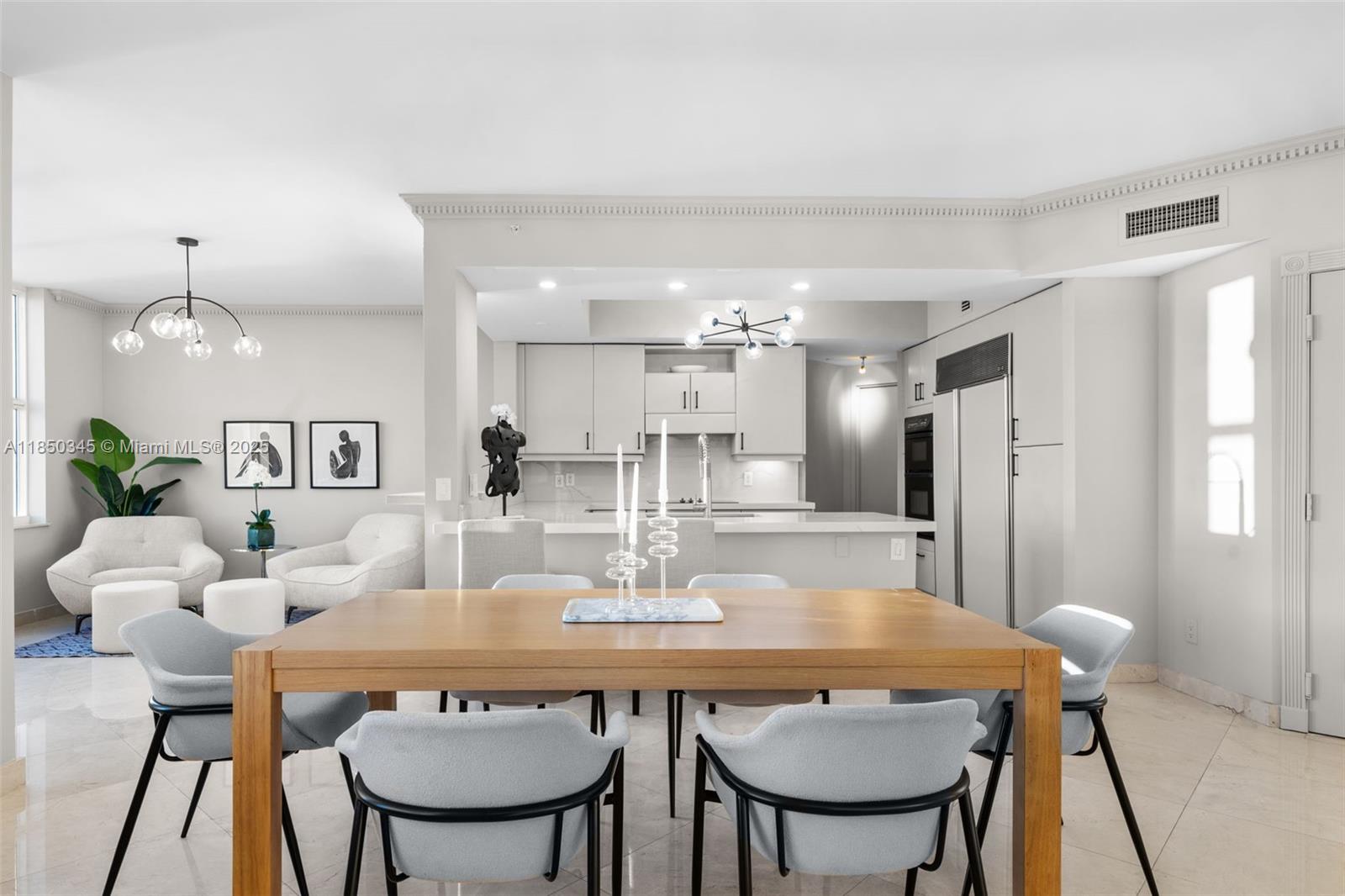 PALMS TOWER ONE CONDO - Residential