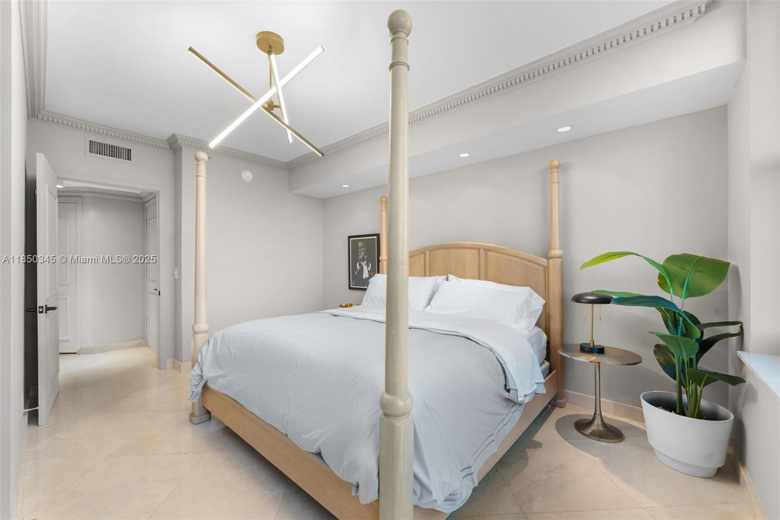 PALMS TOWER ONE CONDO - Residential