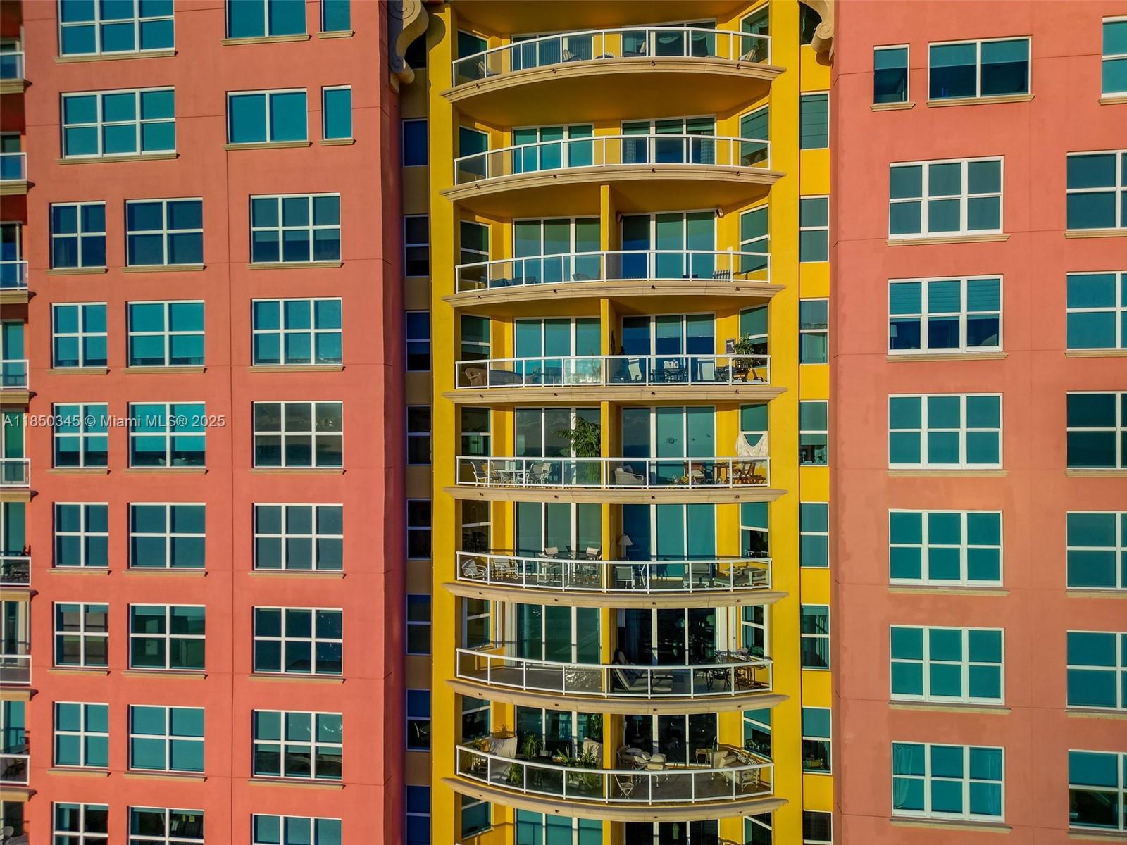 PALMS TOWER ONE CONDO - Residential