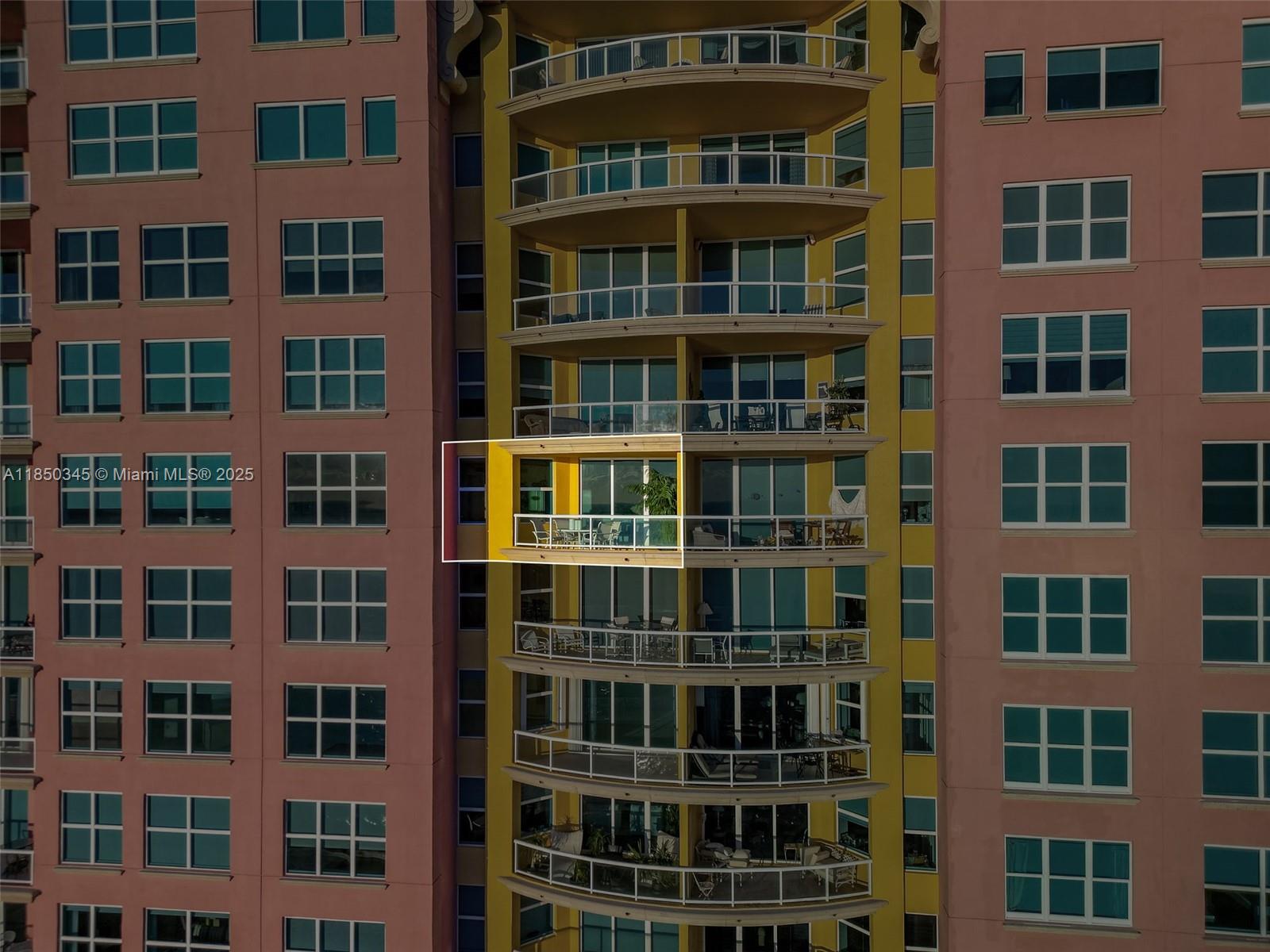 PALMS TOWER ONE CONDO - Residential