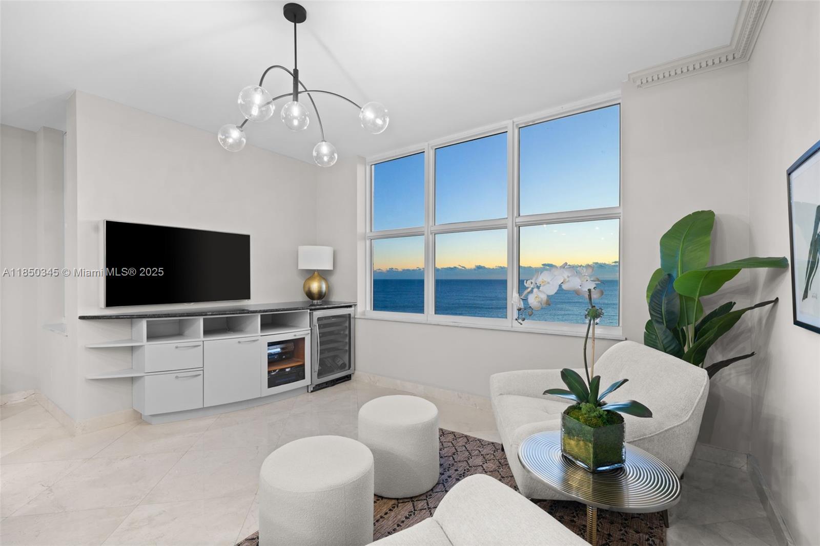 PALMS TOWER ONE CONDO - Residential