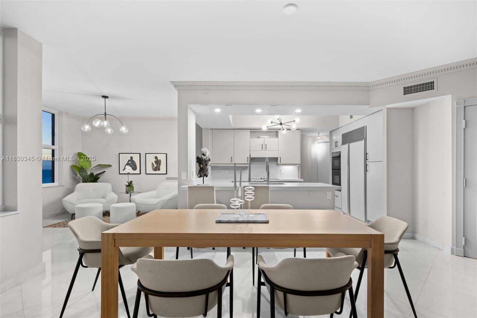 PALMS TOWER ONE CONDO - Residential