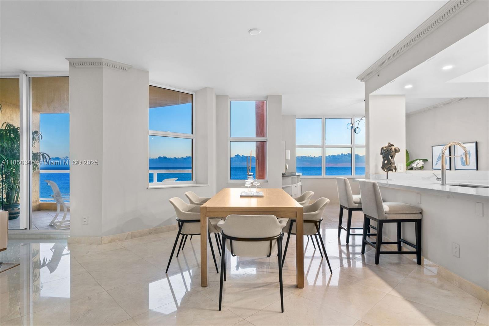 PALMS TOWER ONE CONDO - Residential