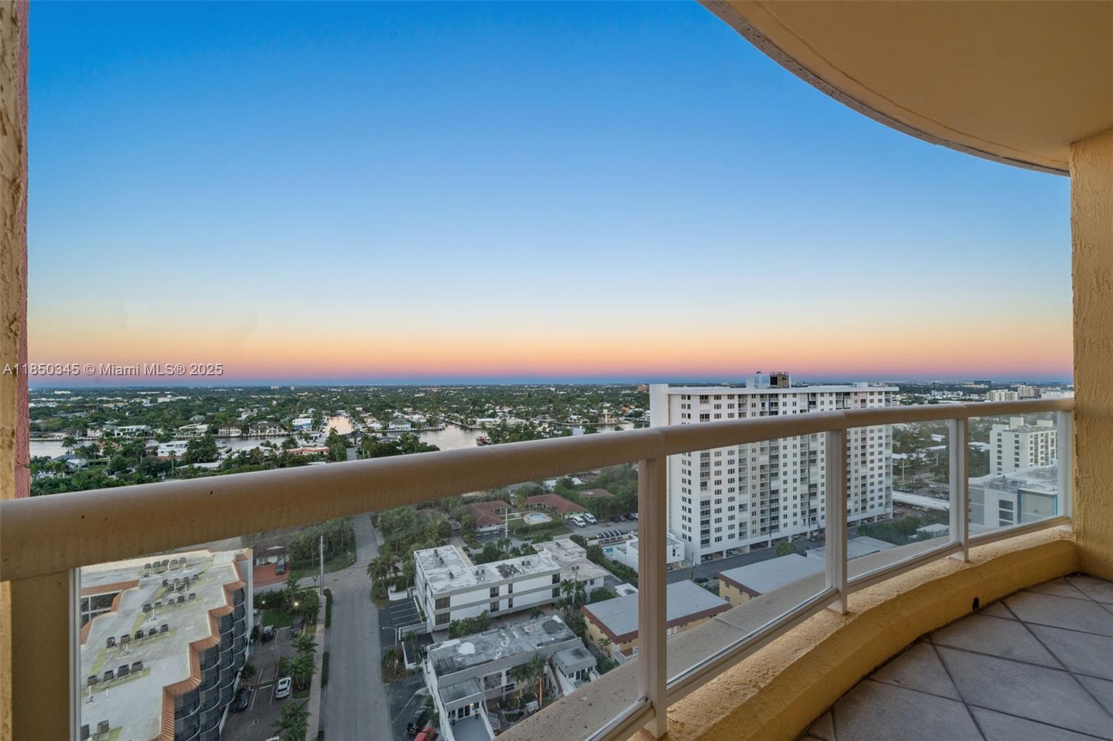 PALMS TOWER ONE CONDO - Residential