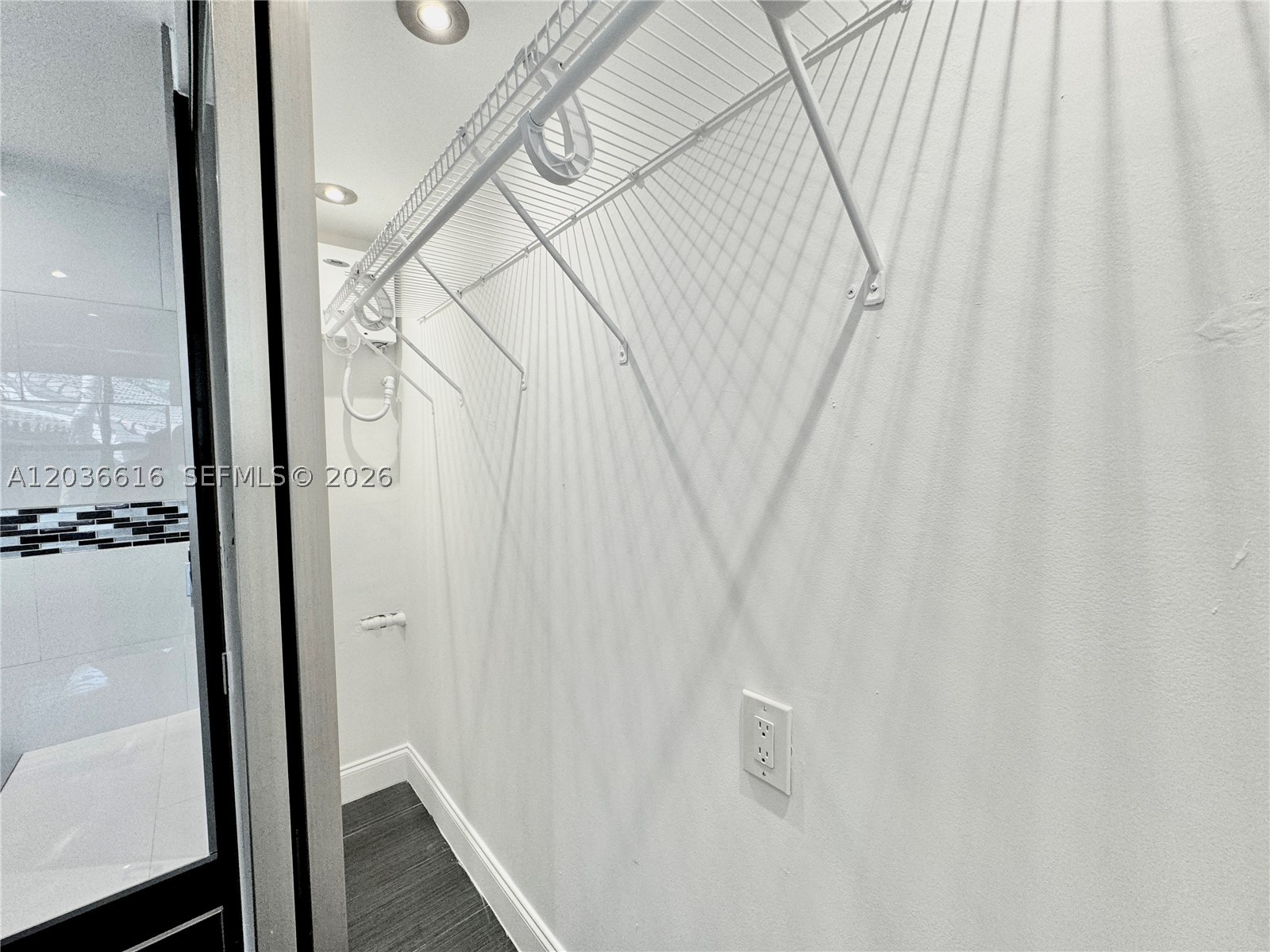 PALM AIRE GARDENS CONDO - Residential Lease