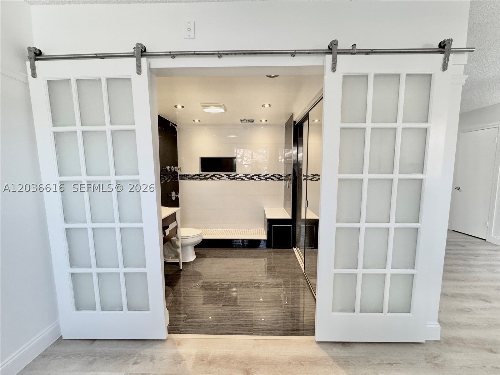 PALM AIRE GARDENS CONDO - Residential Lease