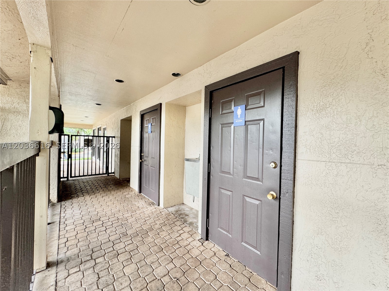 PALM AIRE GARDENS CONDO - Residential Lease