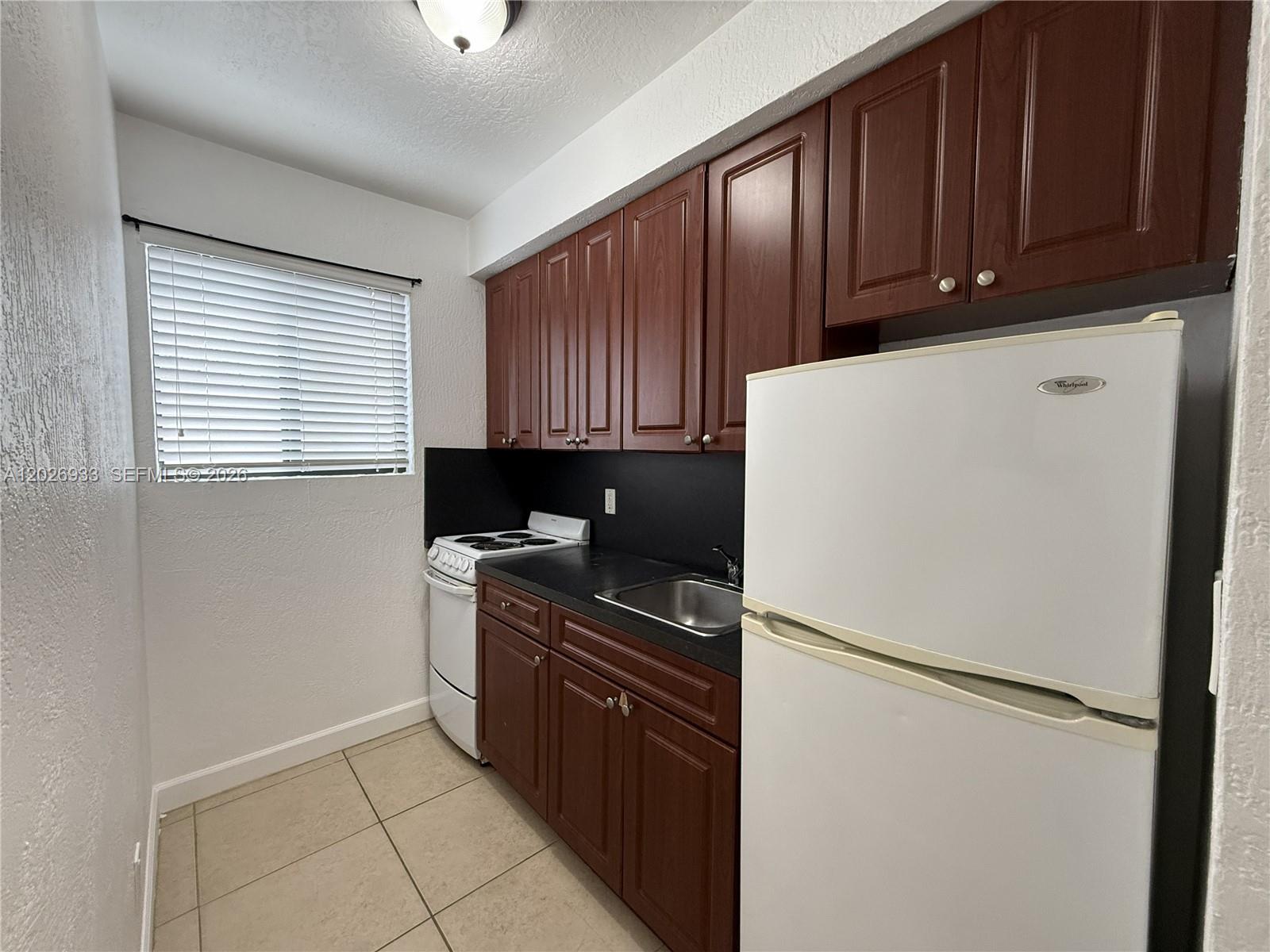 CITY OF MIAMI SOUTH - Residential Lease