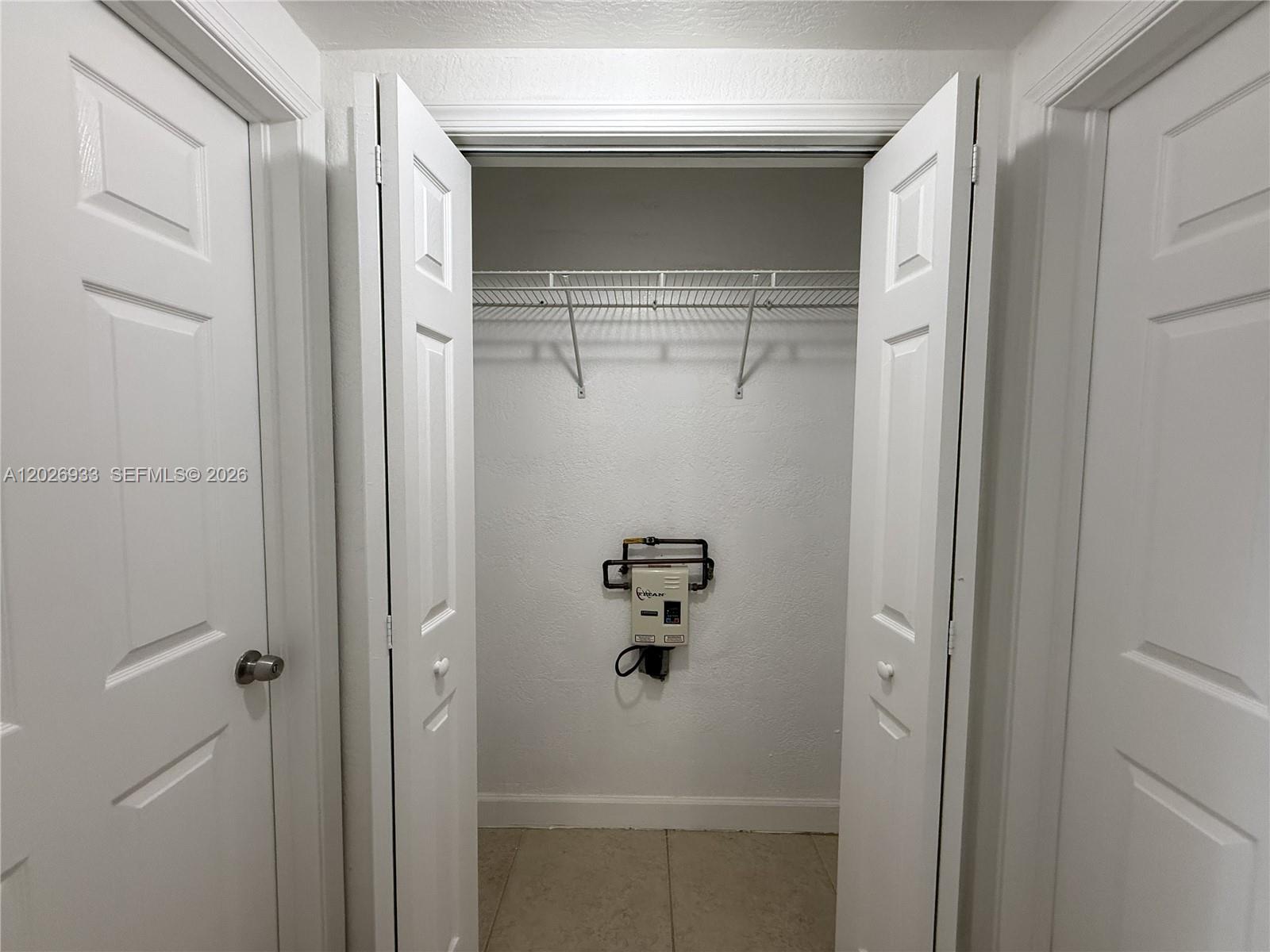 CITY OF MIAMI SOUTH - Residential Lease