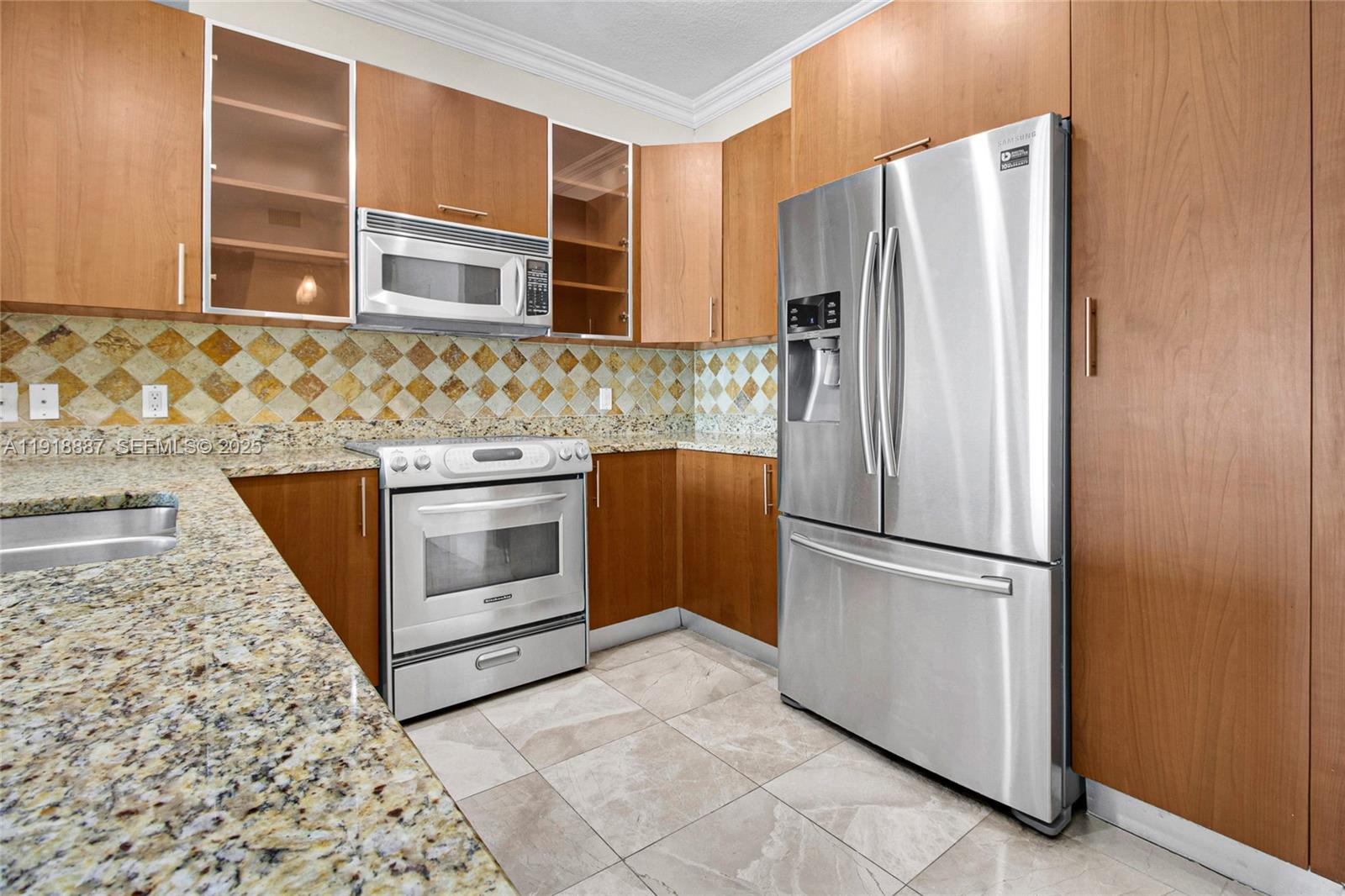 OCEAN MARINE YACHT CLUB C - Residential