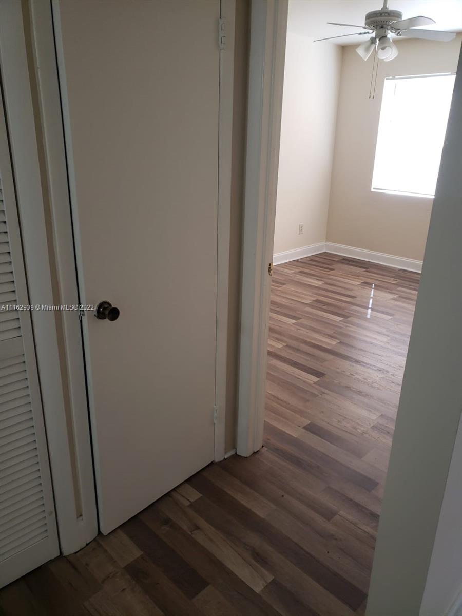 HAMMOCKS TRAILS CONDO - Residential Lease