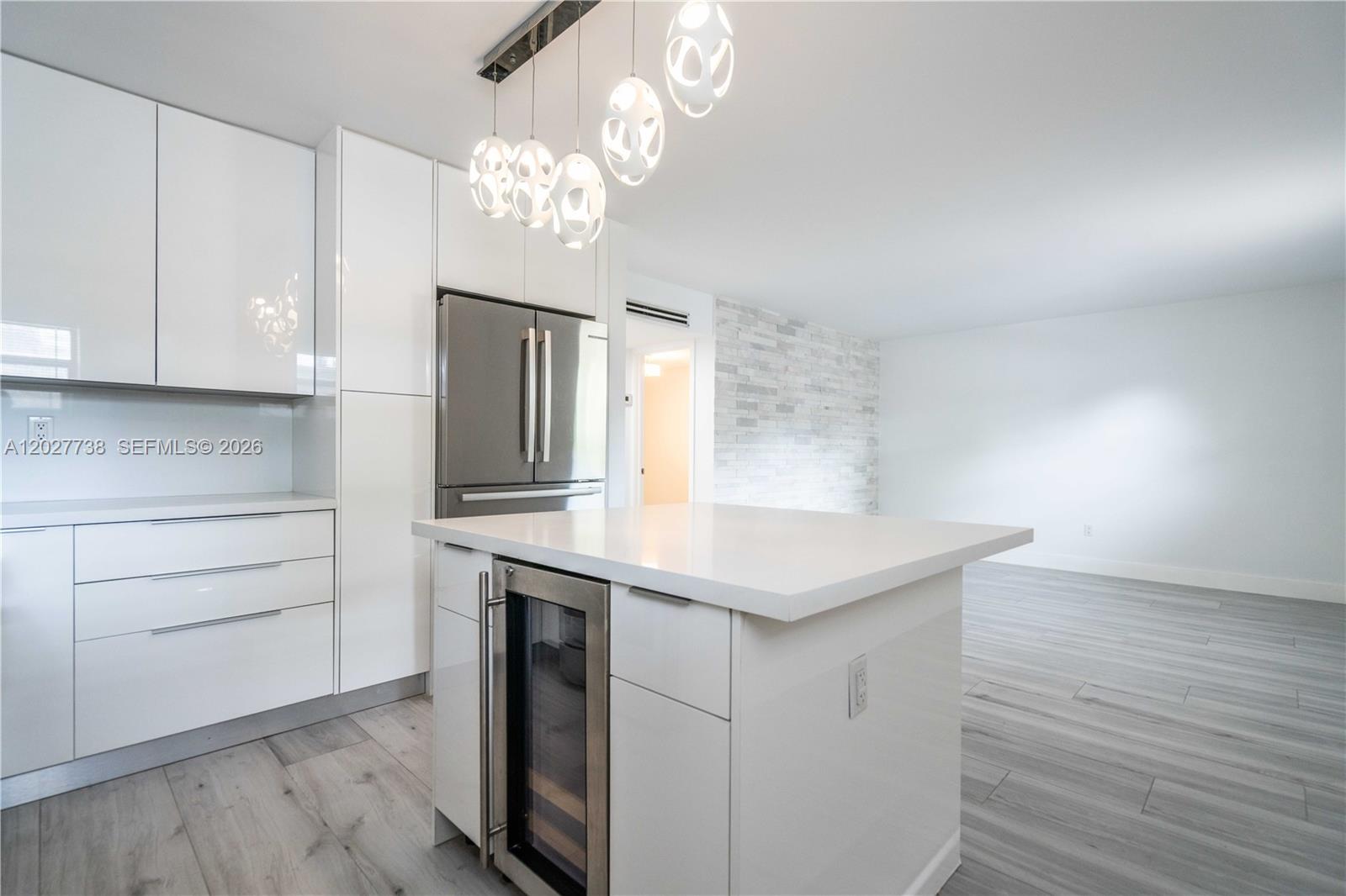 CHATEAU GROVE CONDO - Residential Lease