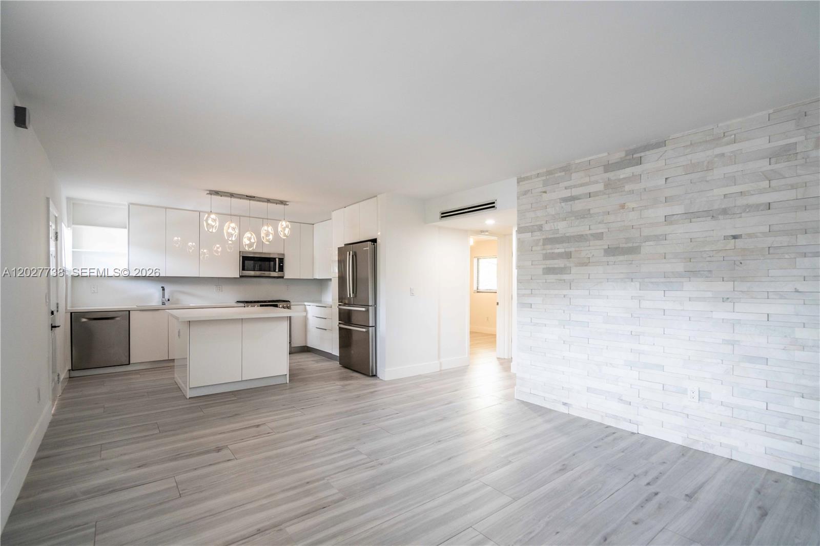 CHATEAU GROVE CONDO - Residential Lease