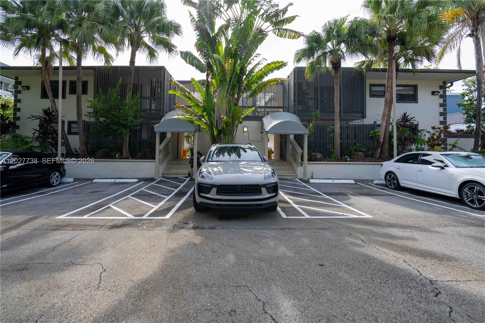 CHATEAU GROVE CONDO - Residential Lease