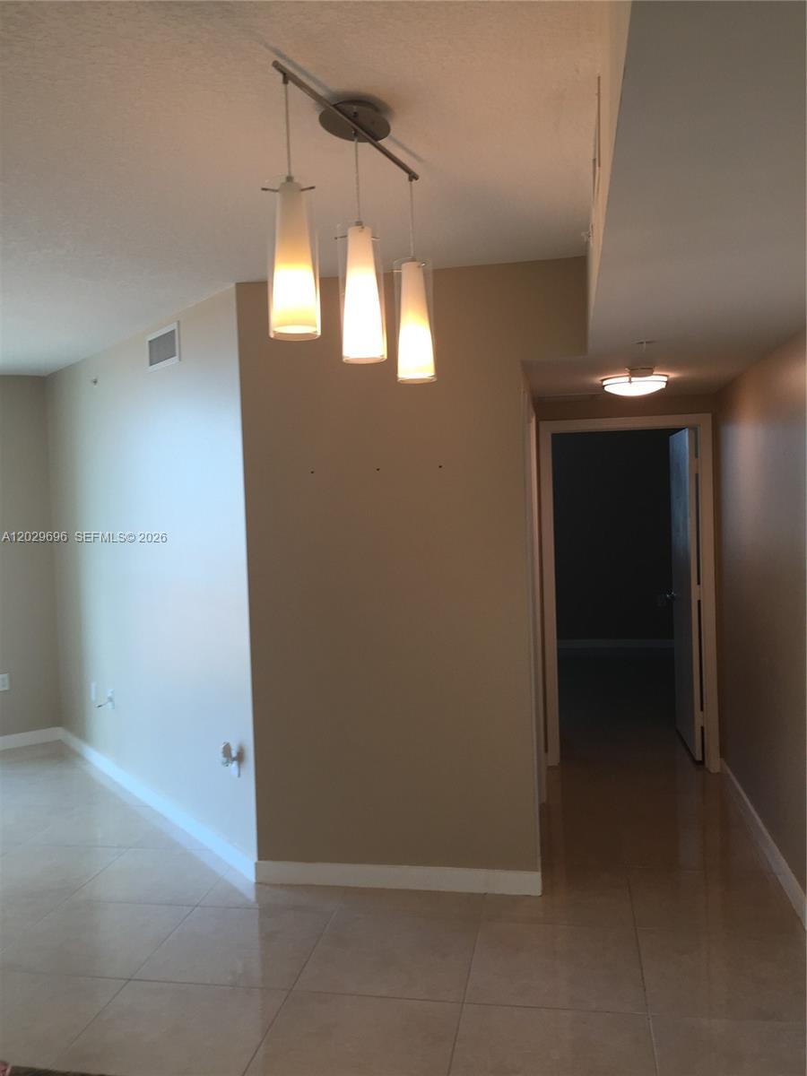 METROPOLIS II AT DADELAND - Residential Lease