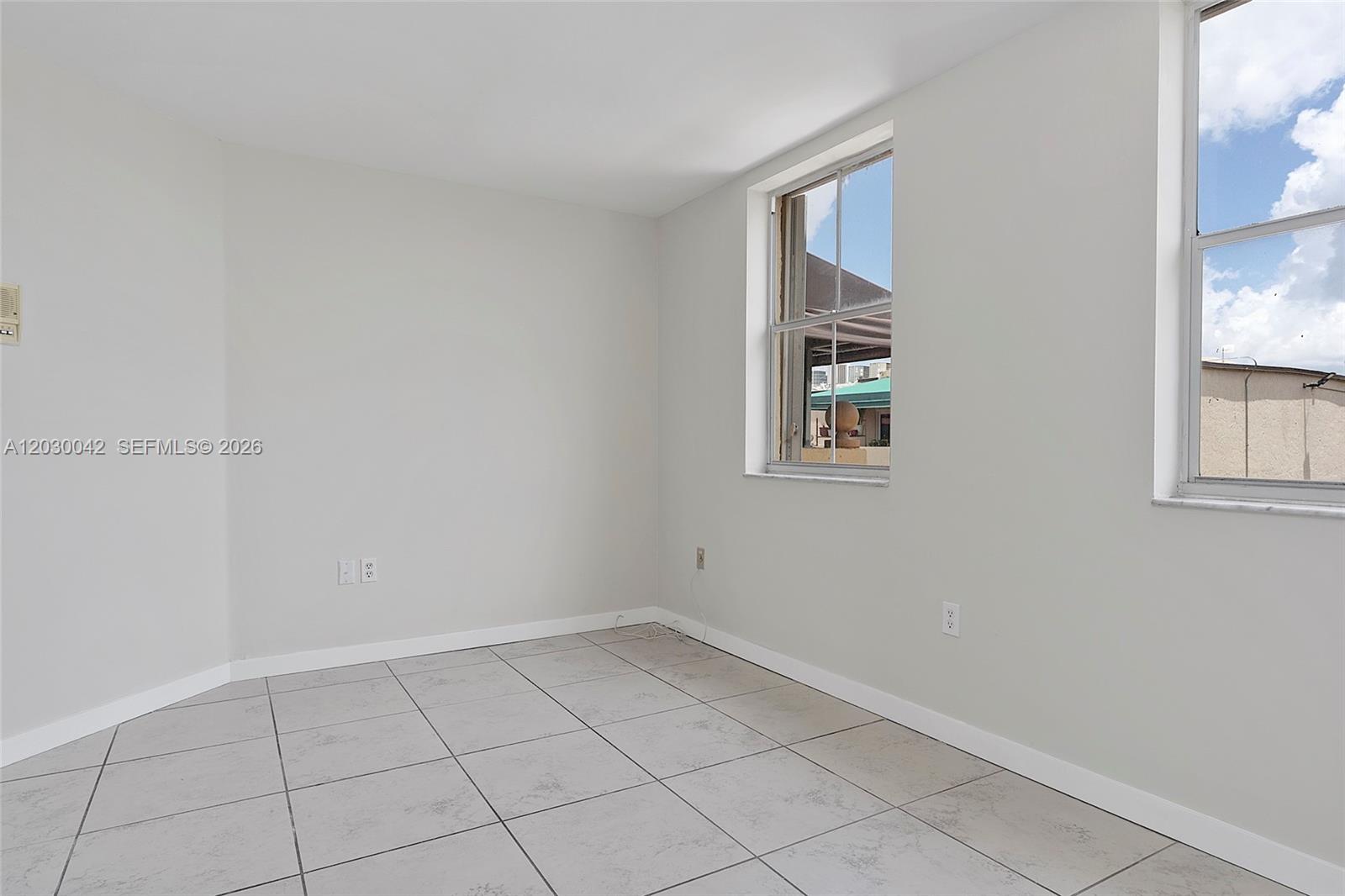 THE RIVIERA AT CORAL LAKE - Residential