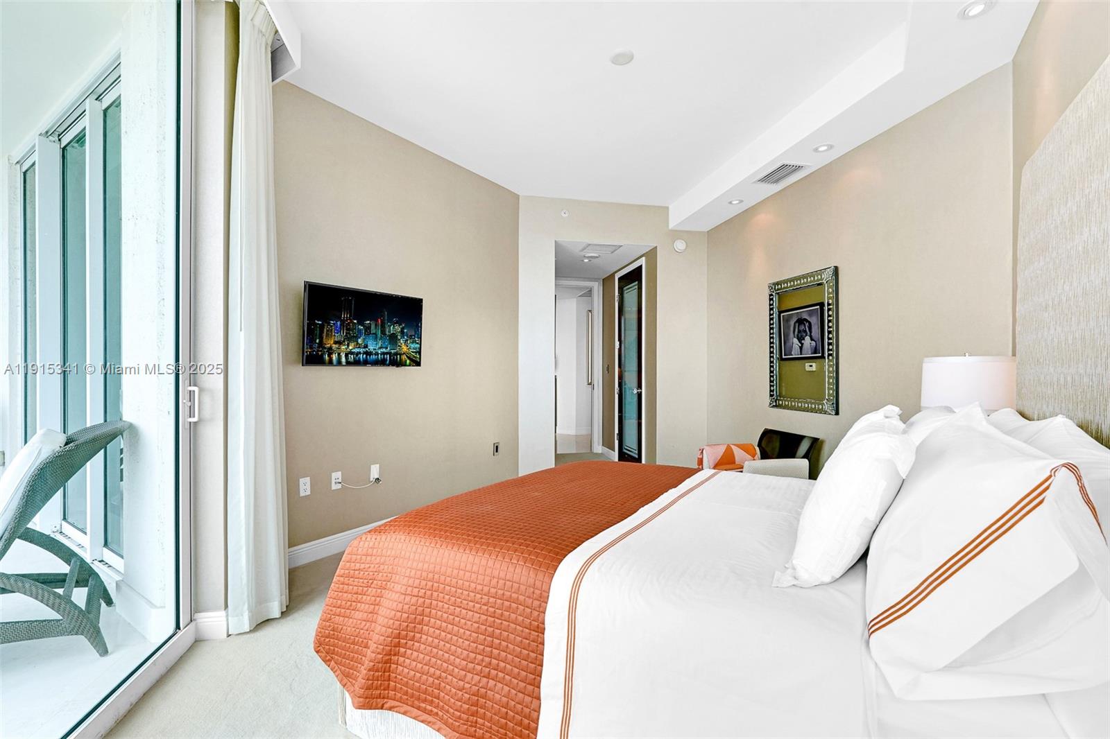 TURNBERRY OCEAN COLONY - Residential