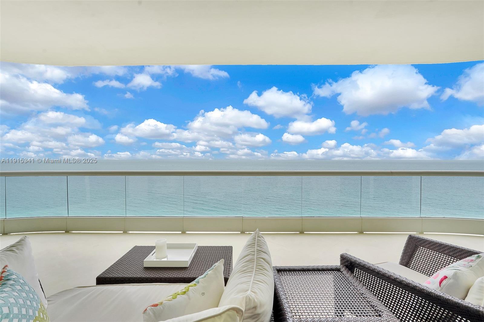 TURNBERRY OCEAN COLONY - Residential