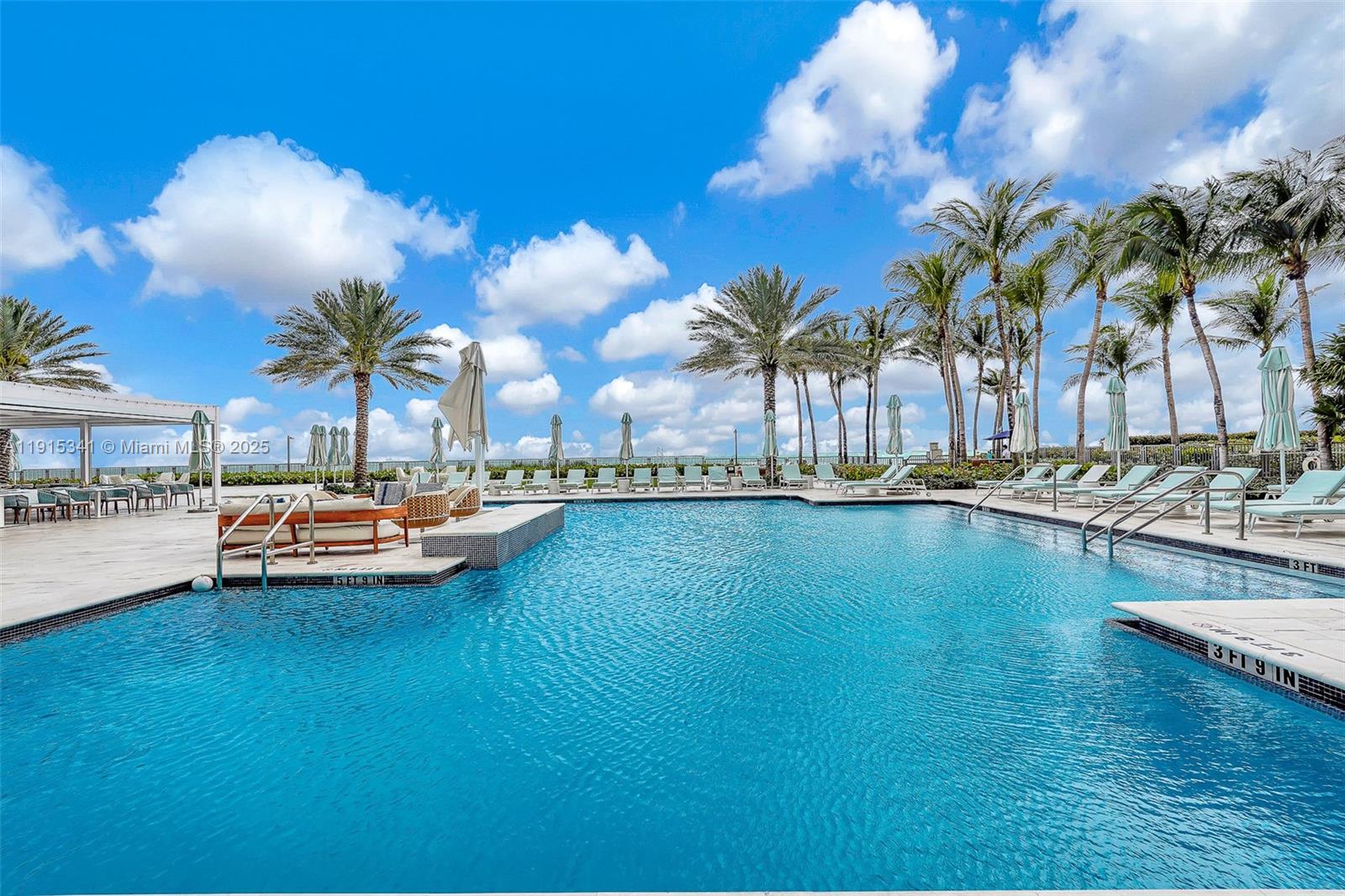 TURNBERRY OCEAN COLONY - Residential