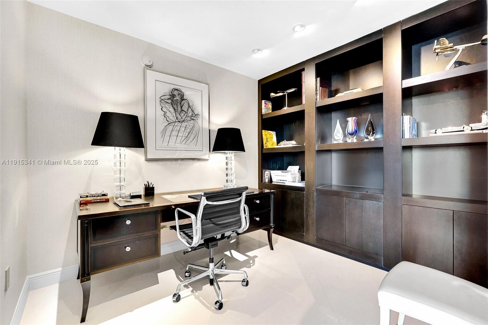 TURNBERRY OCEAN COLONY - Residential