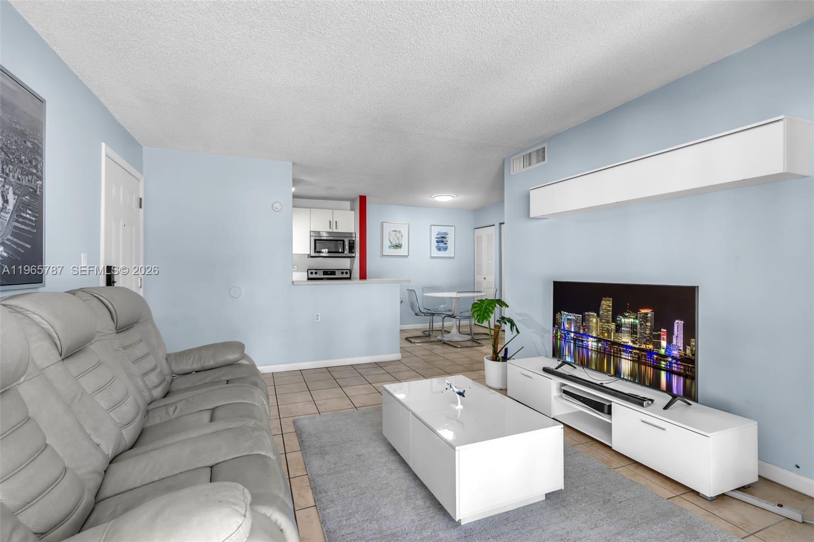 VILLA BELLINI CONDO - Residential