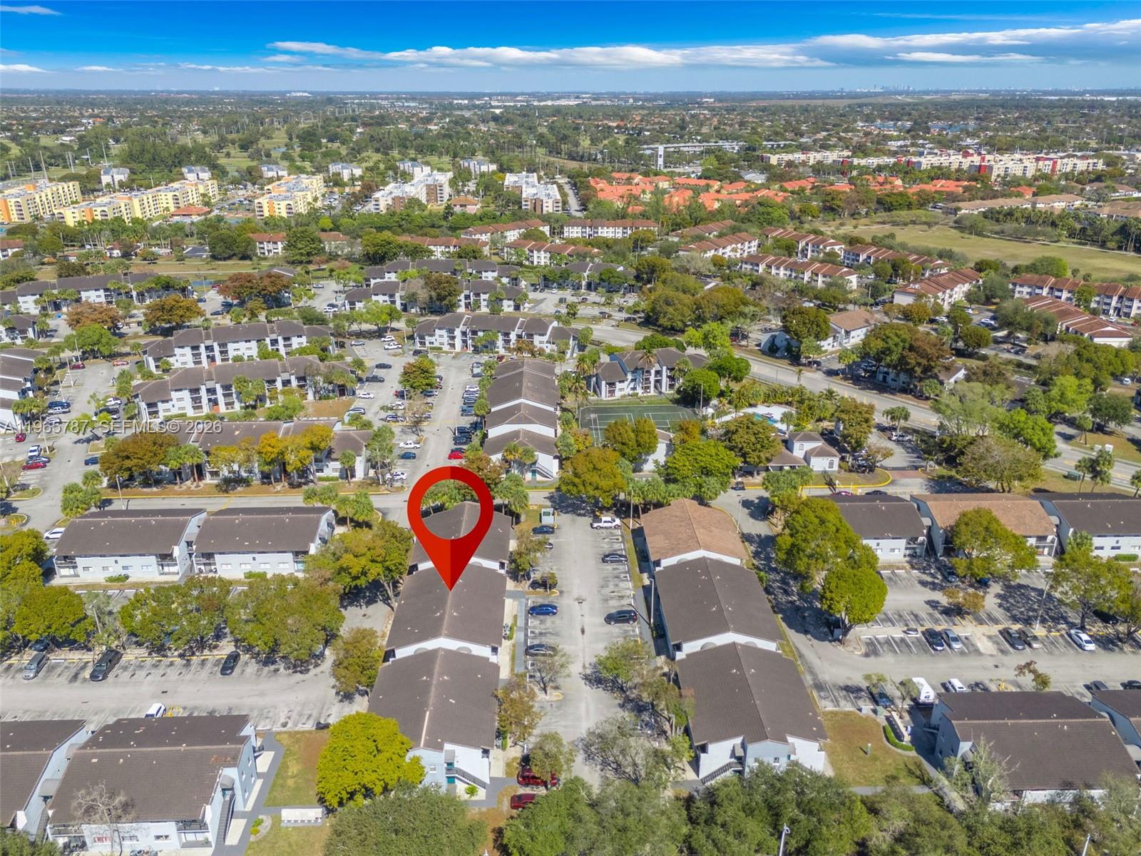 VILLA BELLINI CONDO - Residential