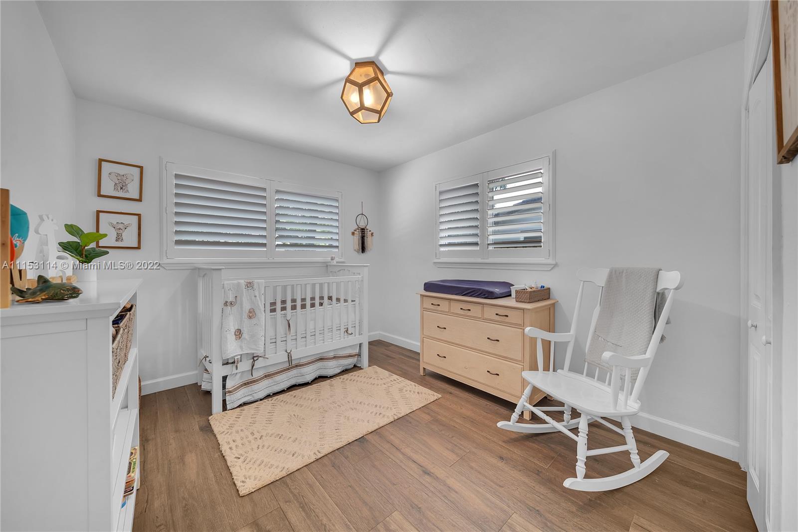 MIAMI LAKES SEC 4 - Residential
